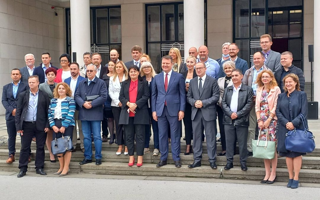 Донација Покрајинске владе